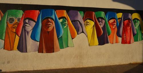 ASSILAH-MUJERES EN MURALSG