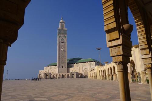 CASABLANCA-MEZQUITA DE HASSAN II DESDE LOS ARCOS